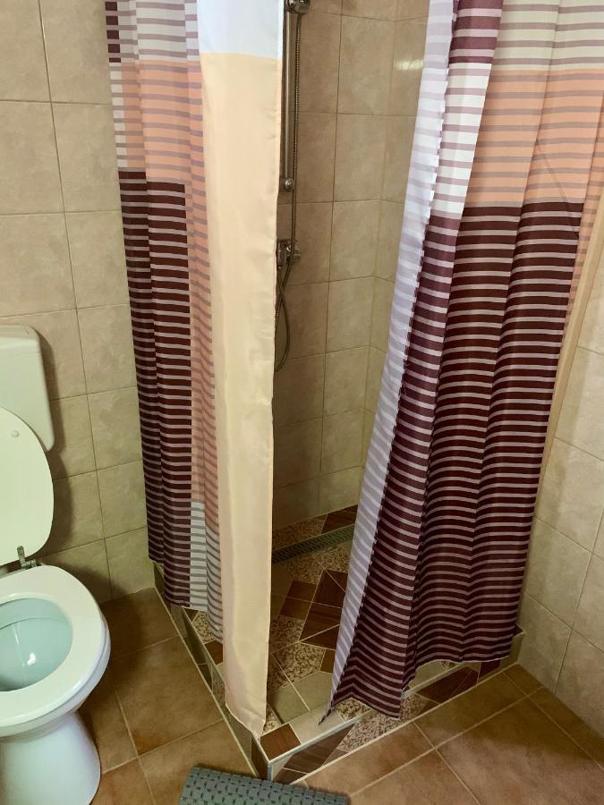 Dorottya Vendeghaz Hotel Miskolc Buitenkant foto